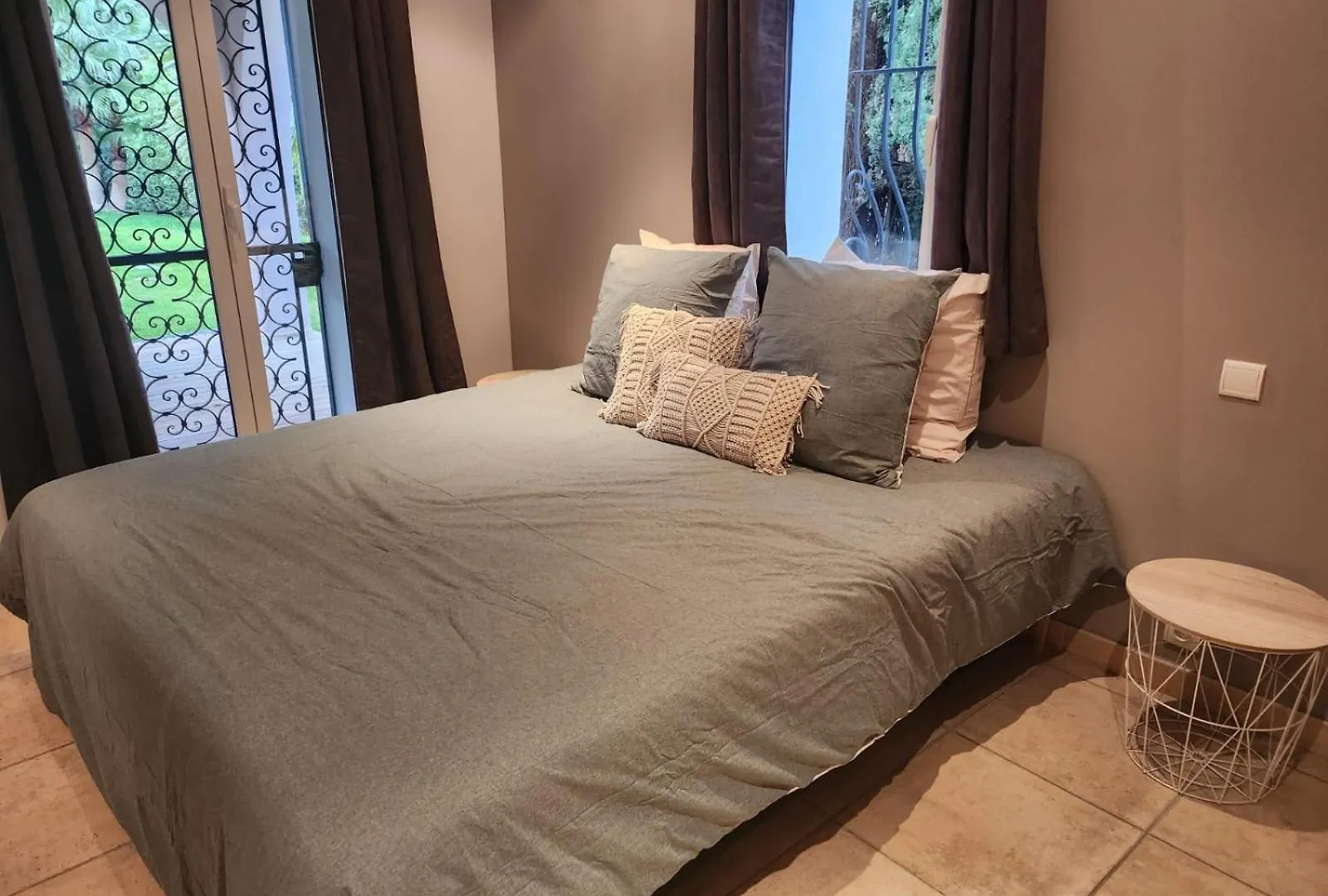 Villa Miliana لو كانيت